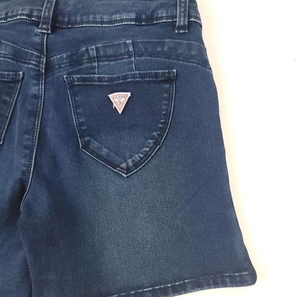 Guess - Picture 6 of 10